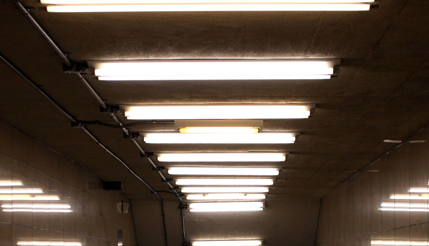 ISO 4892-3 Plastikler - Laboratuvar Işık Kaynaklarına Maruz Kalma Yöntemleri - Floresan UV Lambaları