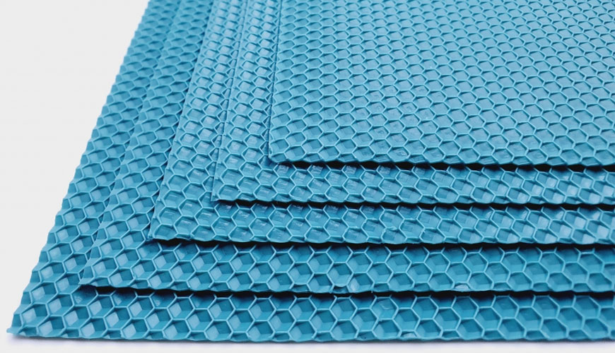 ISO 9932 Kağıt ve Karton - Levha Malzemelerin Su Buharı İletim Hızının Tayini - Dinamik Süpürme ve Statik Gaz Yöntemleri