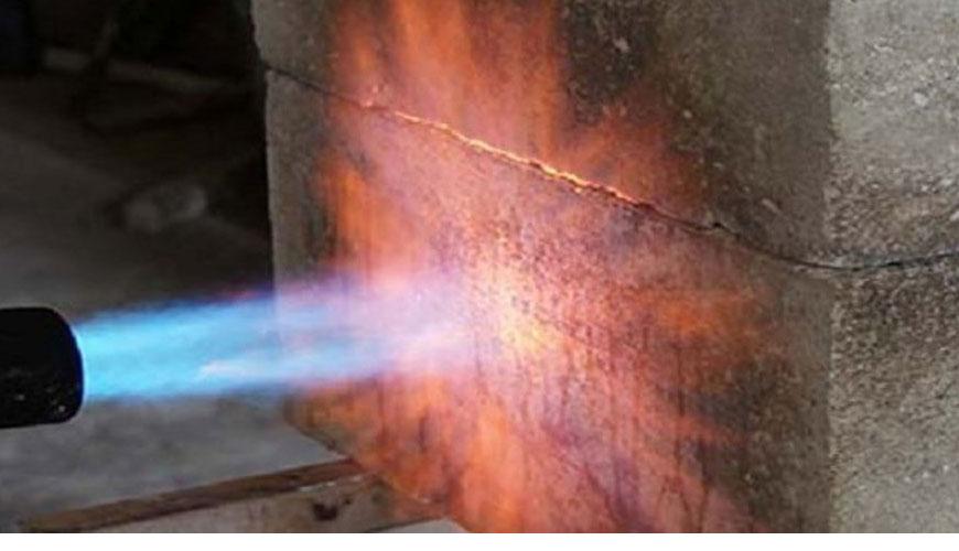NF P92-502 preizkus požarnih reakcij za gradbene materiale