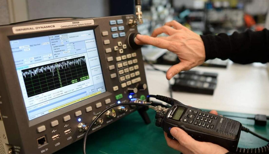 NFPA 1802 Tehlike Bölgesindeki Acil Servis Personeli Tarafından Kullanılmak Üzere İki Yönlü, Taşınabilir RF Sesli İletişim Cihazları için Test Standardı