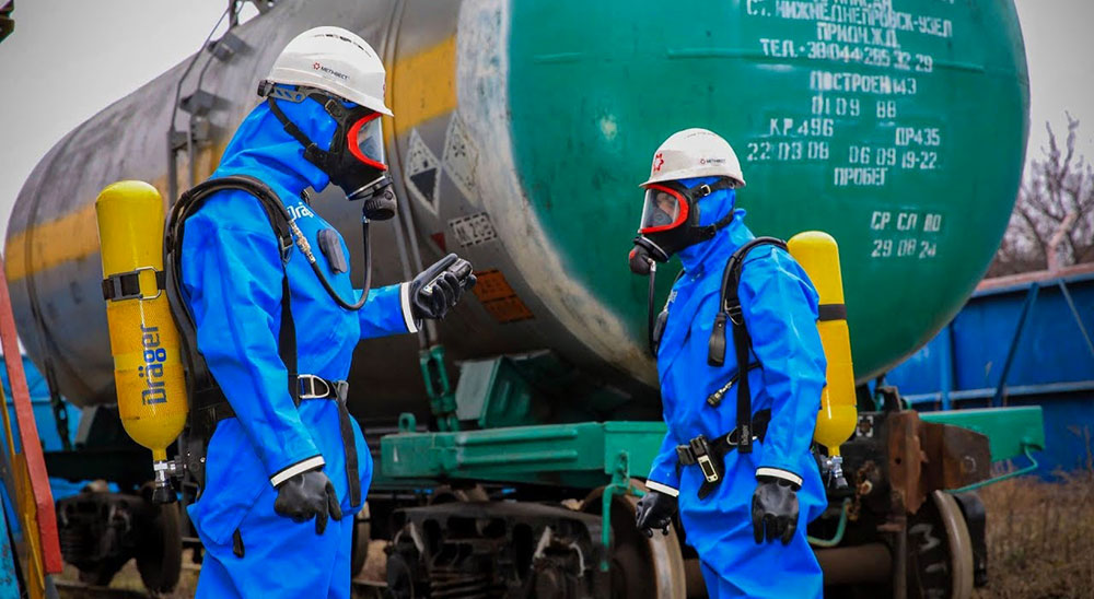 มาตรฐาน NFPA 1992 สำหรับวัสดุและเสื้อผ้าป้องกันการกระเด็นของของเหลวในกรณีฉุกเฉินที่เป็นอันตราย