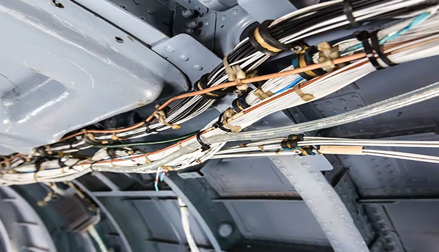 Preskus SAE AS 5675 za nove sklope kablov iz optičnih vlaken v letalstvu