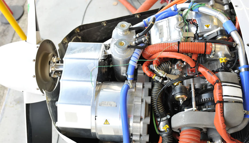 SAE J 551-2 Araçların, Motorlu Teknelerin Ve Kıvılcımla Ateşlemeli Motorla Çalışan Cihazların Radyo Bozulma Karakteristikleri için Test