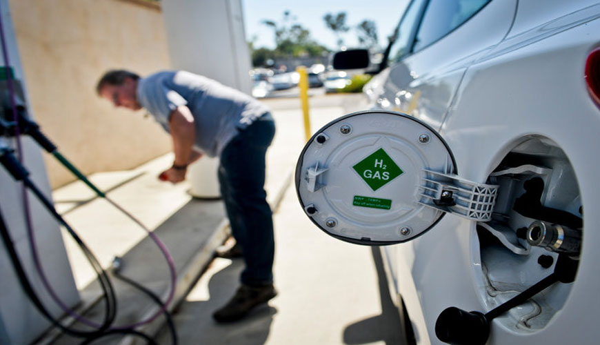 Norma SAE J2579 para sistemas de combustible en vehículos de pila de combustible y otros vehículos de hidrógeno