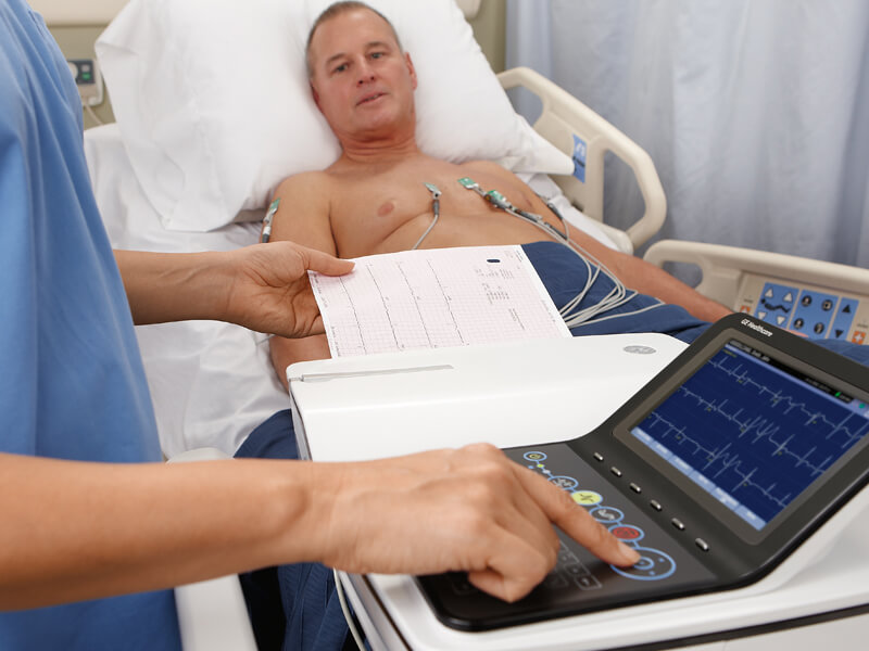 TS EN 60601-2-25 Thiết bị y tế điện - Phần 2-25: Các tính năng cụ thể cho an toàn cơ bản và hiệu suất cần thiết của máy điện tim