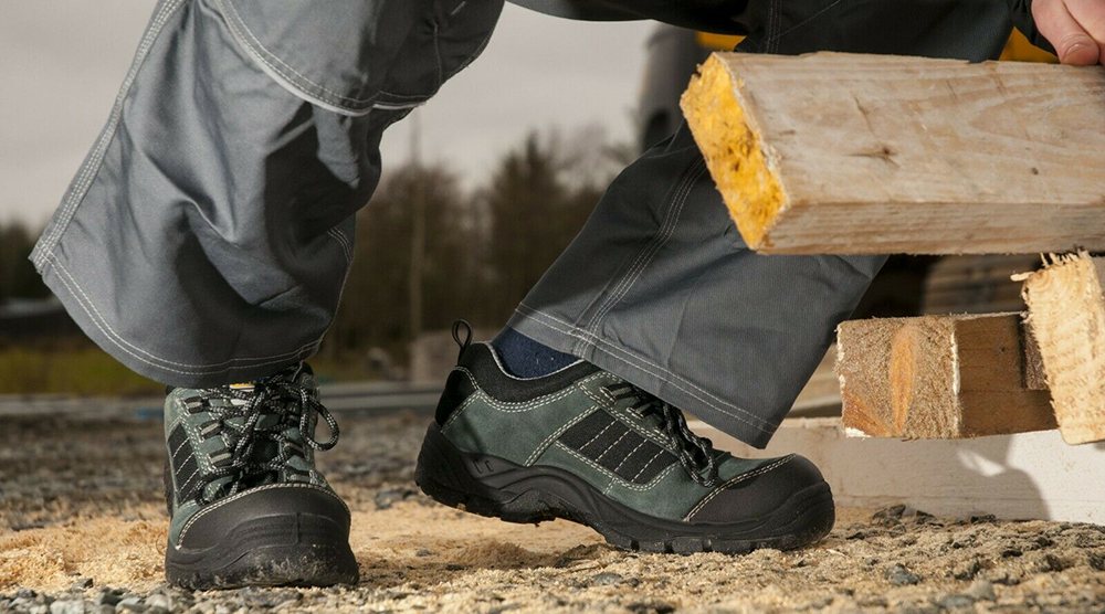 TS EN ISO 20346 Zaščitna obutev