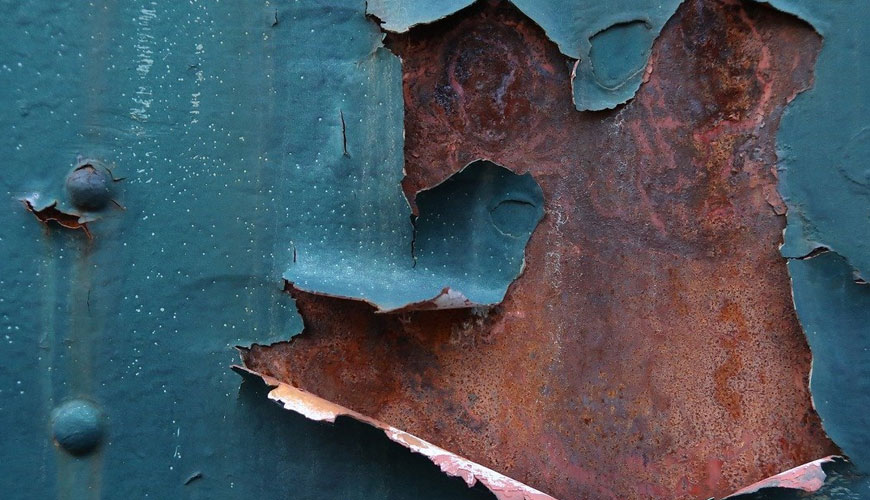 UNI 9590 Boyalar ve Vernikler - Kabuk Korozyon Değerlendirmesi için Hızlı Laboratuvar Testi