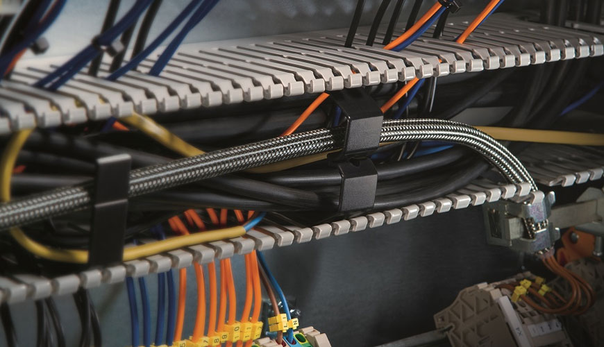 USCAR 21 Specifikacije zmogljivosti za električne mešanice med žicami in priključki